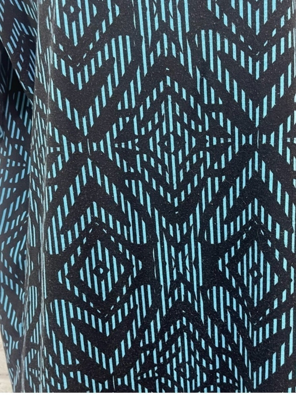 LulaRoe Teal and Black Irma Tunic Top XXS - Picture 5 of 9